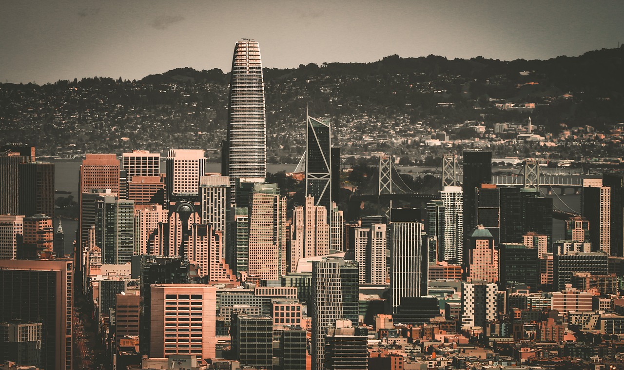 更是一场策 更是一场策